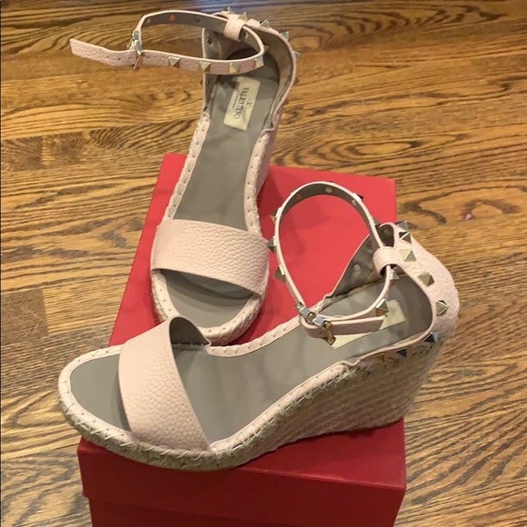 Valentino rockstud pink leather wedge espadrilles - Picture 6 of 10